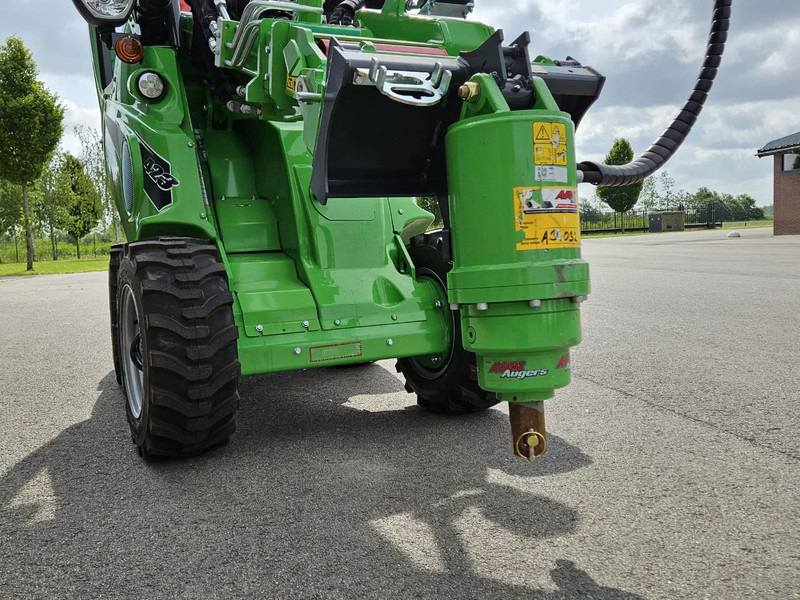 Avant XHD72 Boorinstallatie voor grondboor - Accessoire pour Machine agricole: photos 4 Avant XHD72 Boorinstallatie voor grondboor - Accessoire pour Machine agricole: photos 4