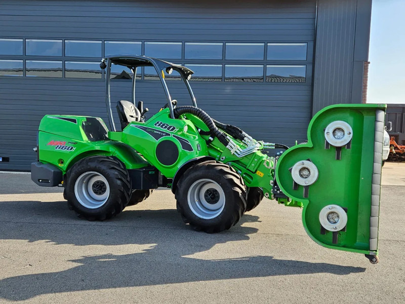 Avant 860i TDL mini-shovel - Chargeuse compacte sur chenilles: photos 2 Avant 860i TDL mini-shovel - Chargeuse compacte sur chenilles: photos 2