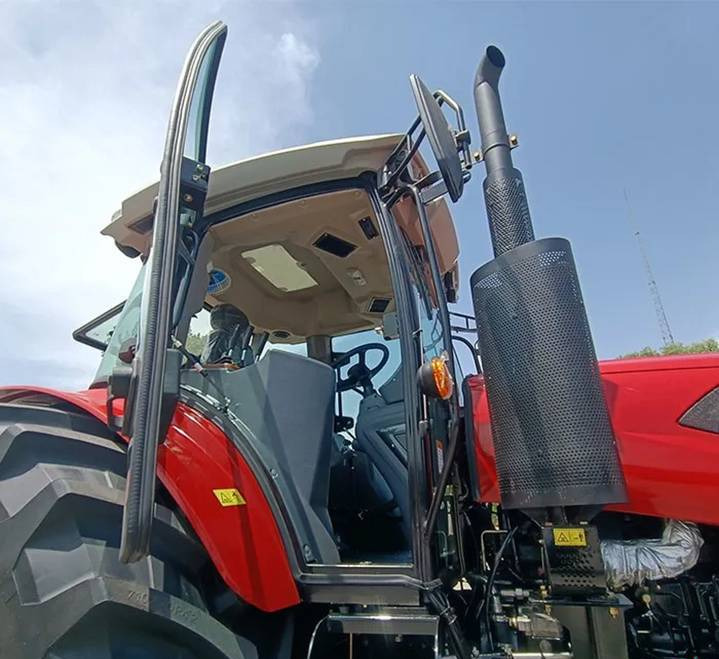 NEW MAXUS 280 HP 4x4 Tractor Warranty НОВИЙ MAXUS 280 К.с. 4x4 Трактор Гарантія NOWY Ciągnik 280 KM 4x4 MAXUS Gwarancja - Tracteur agricole: photos 5 NEW MAXUS 280 HP 4x4 Tractor Warranty НОВИЙ MAXUS 280 К.с. 4x4 Трактор Гарантія NOWY Ciągnik 280 KM 4x4 MAXUS Gwarancja - Tracteur agricole: photos 5