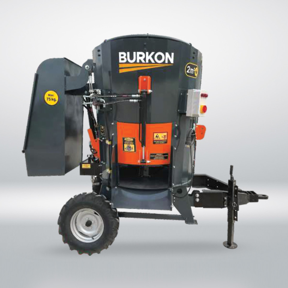 2 m3 Eco Çekilir Yem Karma Makinesi - Mélangeuse: photos 1 2 m3 Eco Çekilir Yem Karma Makinesi - Mélangeuse: photos 1