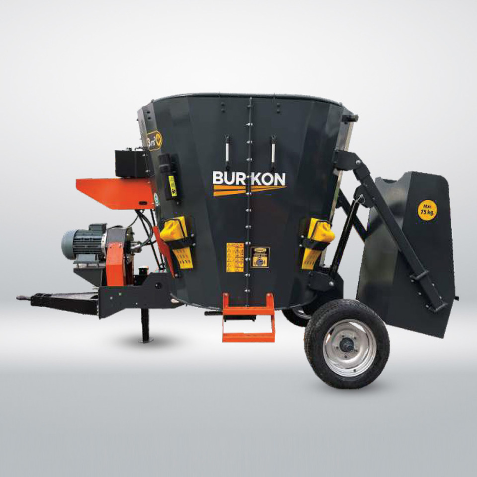 3 m3 Çekilir Yem Karma Makinesi - Mélangeuse: photos 1 3 m3 Çekilir Yem Karma Makinesi - Mélangeuse: photos 1