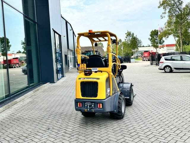 Eurotrac W11 Minishovel NEW! - Valet de ferme: photos 5 Eurotrac W11 Minishovel NEW! - Valet de ferme: photos 5