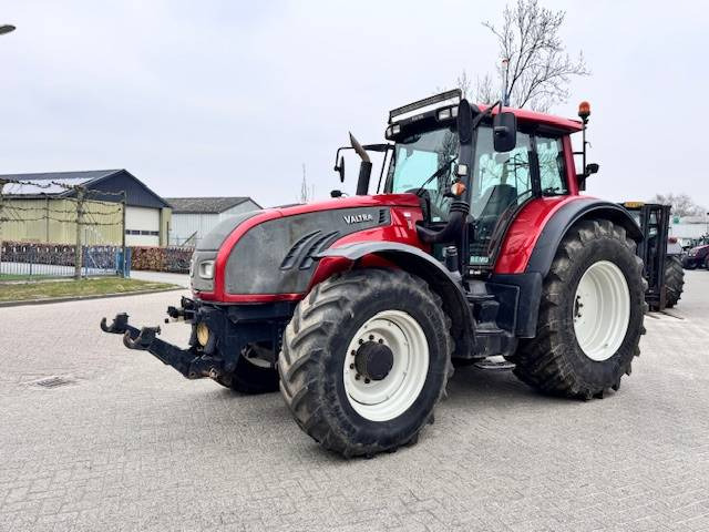 Valtra T172 Direct FH+PTO, 6772 uur! - Tracteur agricole: photos 4 Valtra T172 Direct FH+PTO, 6772 uur! - Tracteur agricole: photos 4