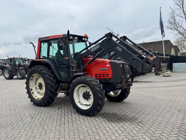 Tracteur agricole Valtra Valmet 6650 Hitech, voorlader, vloeistofkoppeling: photos 20