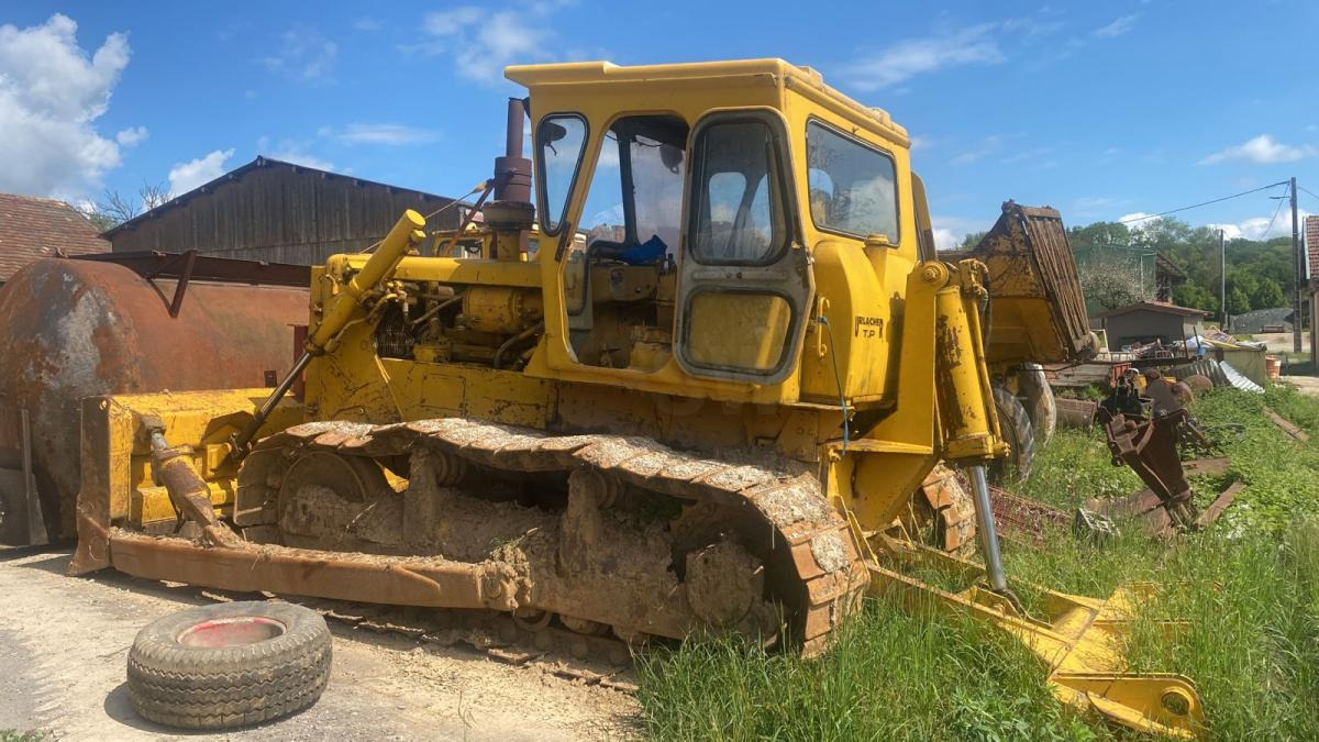 Caterpillar D6C - Bulldozer: photos 5 Caterpillar D6C - Bulldozer: photos 5