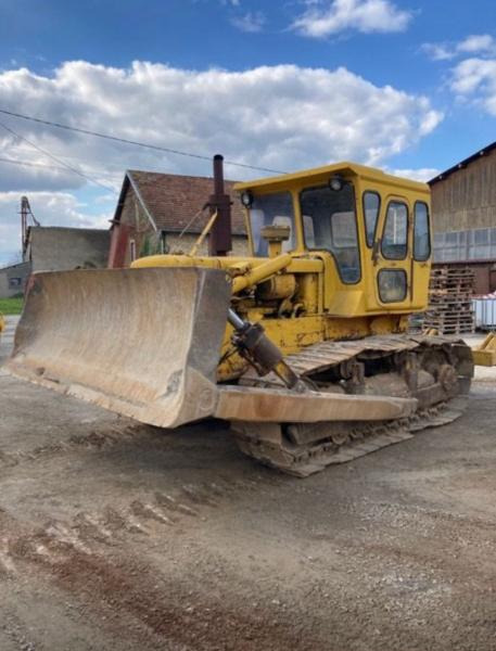 Caterpillar D6C - Bulldozer: photos 1 Caterpillar D6C - Bulldozer: photos 1
