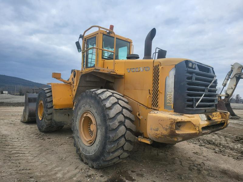 Volvo L 220 E - Chargeuse sur pneus: photos 3 Volvo L 220 E - Chargeuse sur pneus: photos 3