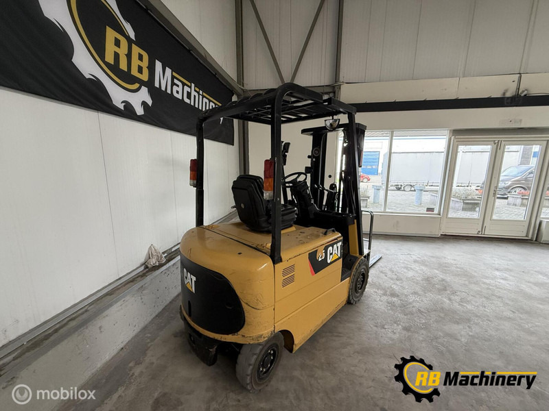 Caterpillar EP25K PAC - crédit-bail Caterpillar EP25K PAC: photos 10