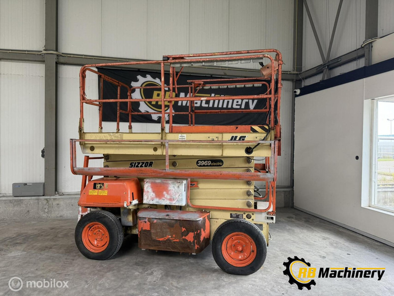 Chariot élévateur Onbekend merken JLG 3969: photos 1