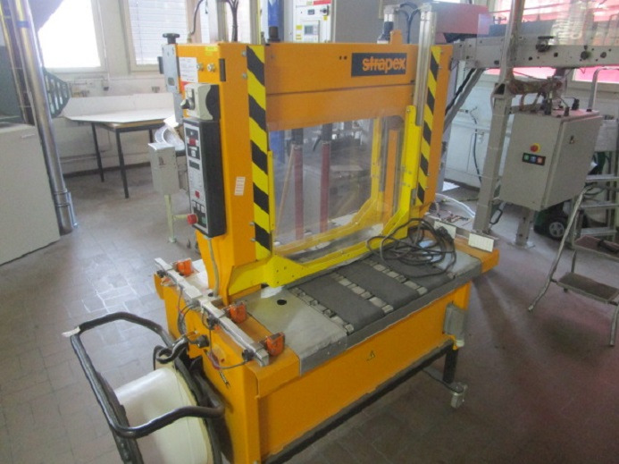 BANDEROLIERMASCHINE STRAPEX SMG 50 - Machine d'emballage et de conditionnement: photos 3 BANDEROLIERMASCHINE STRAPEX SMG 50 - Machine d'emballage et de conditionnement: photos 3
