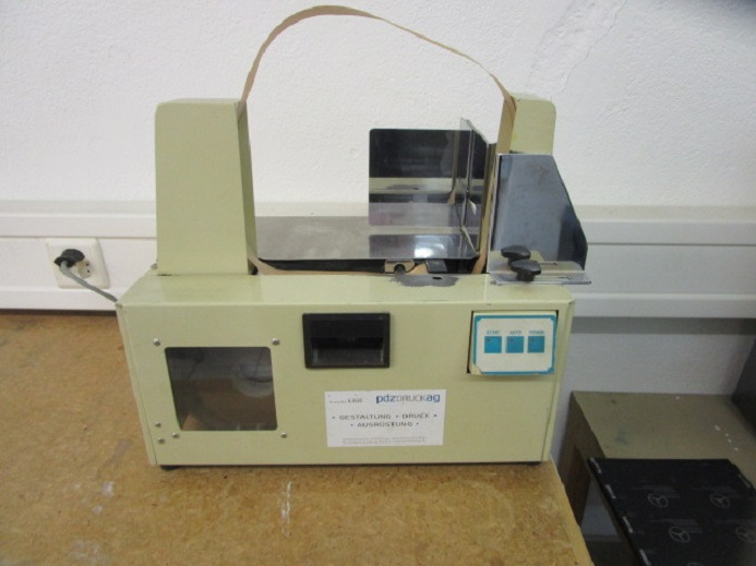 BANDEROLIERMASCHINE TANNER JC200 80 - Machine d'emballage et de conditionnement: photos 1 BANDEROLIERMASCHINE TANNER JC200 80 - Machine d'emballage et de conditionnement: photos 1