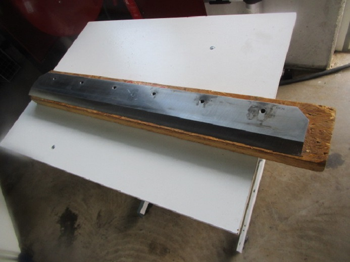 1X ERSATZMESSER FÜR IDEAL 7225-55 EC3 LT - Pièces de rechange pour Machine d'impression: photos 2 1X ERSATZMESSER FÜR IDEAL 7225-55 EC3 LT - Pièces de rechange pour Machine d'impression: photos 2