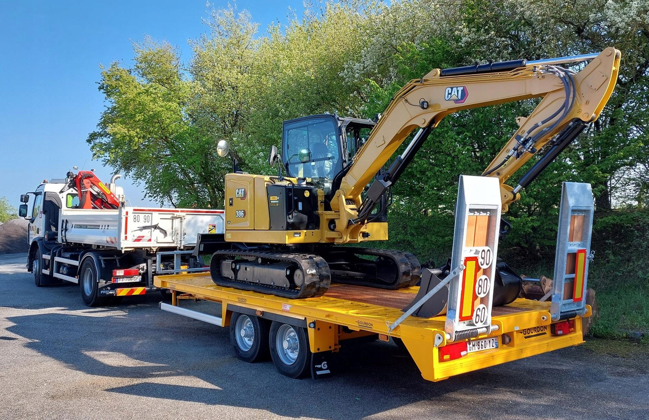 PRZYCZEPA POD KOPARKĘ MINI - MIDI ŁADOWNOŚĆ 8 580 KG GOURDON PEB111 / MINI - MIDI EXCAVATOR TRAILER WITH PAYLOAD 8,580 KG GOURDON PEB111 - Remorque porte engin: photos 2 PRZYCZEPA POD KOPARKĘ MINI - MIDI ŁADOWNOŚĆ 8 580 KG GOURDON PEB111 / MINI - MIDI EXCAVATOR TRAILER WITH PAYLOAD 8,580 KG GOURDON PEB111 - Remorque porte engin: photos 2