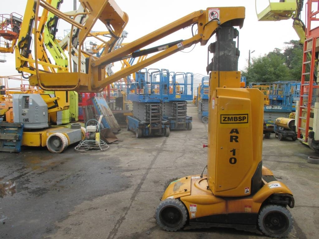 Haulotte Star 10 - Nacelle à mât vertical: photos 5 Haulotte Star 10 - Nacelle à mât vertical: photos 5