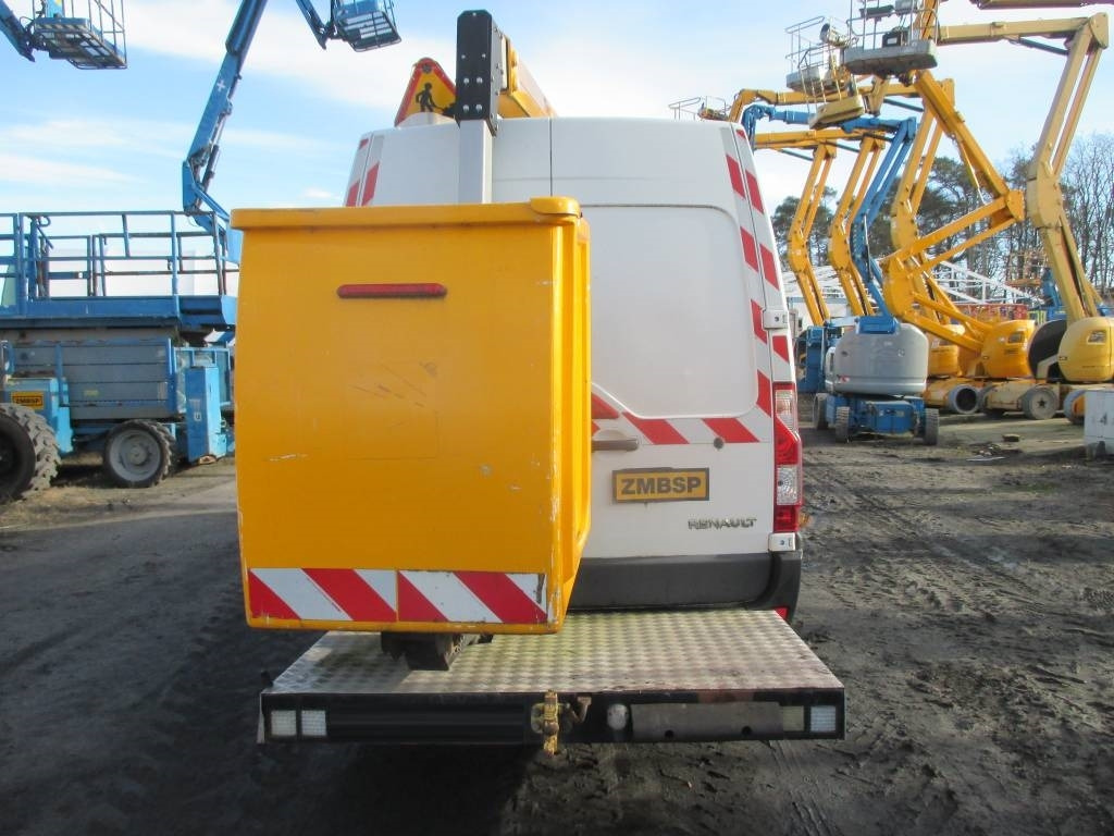 Klubb K32 - Camion avec nacelle: photos 4 Klubb K32 - Camion avec nacelle: photos 4