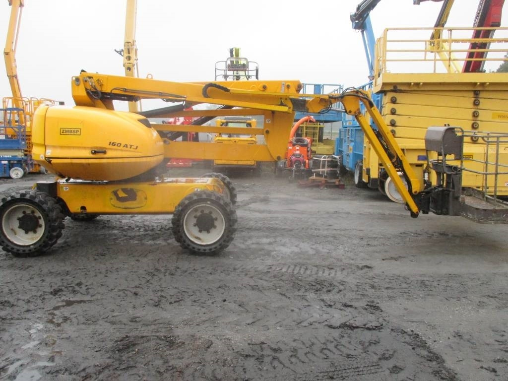 Manitou 160 ATJ - Nacelle articulée: photos 2 Manitou 160 ATJ - Nacelle articulée: photos 2