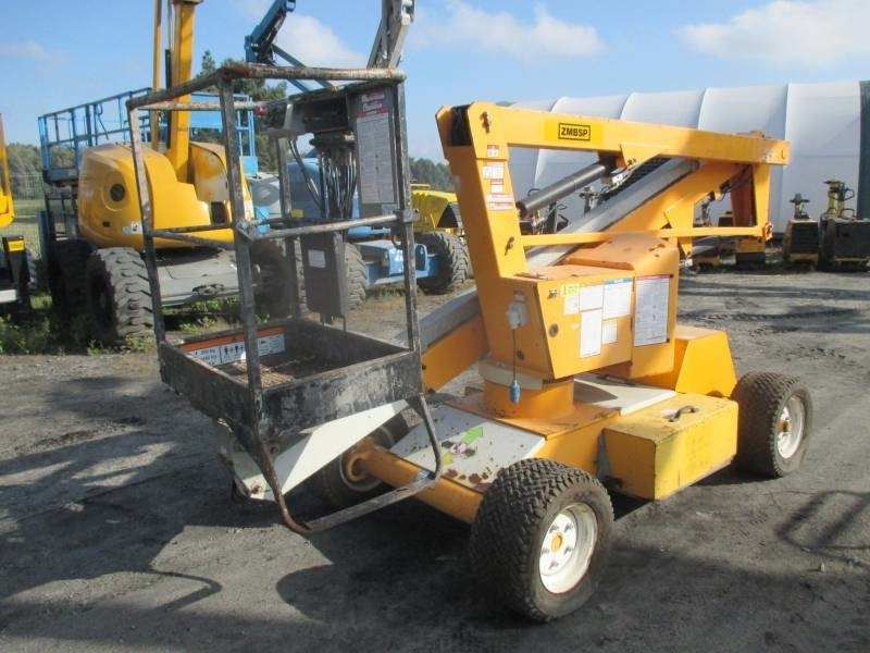 Niftylift HR 12 N D E Bi-Energy - Nacelle articulée: photos 3 Niftylift HR 12 N D E Bi-Energy - Nacelle articulée: photos 3