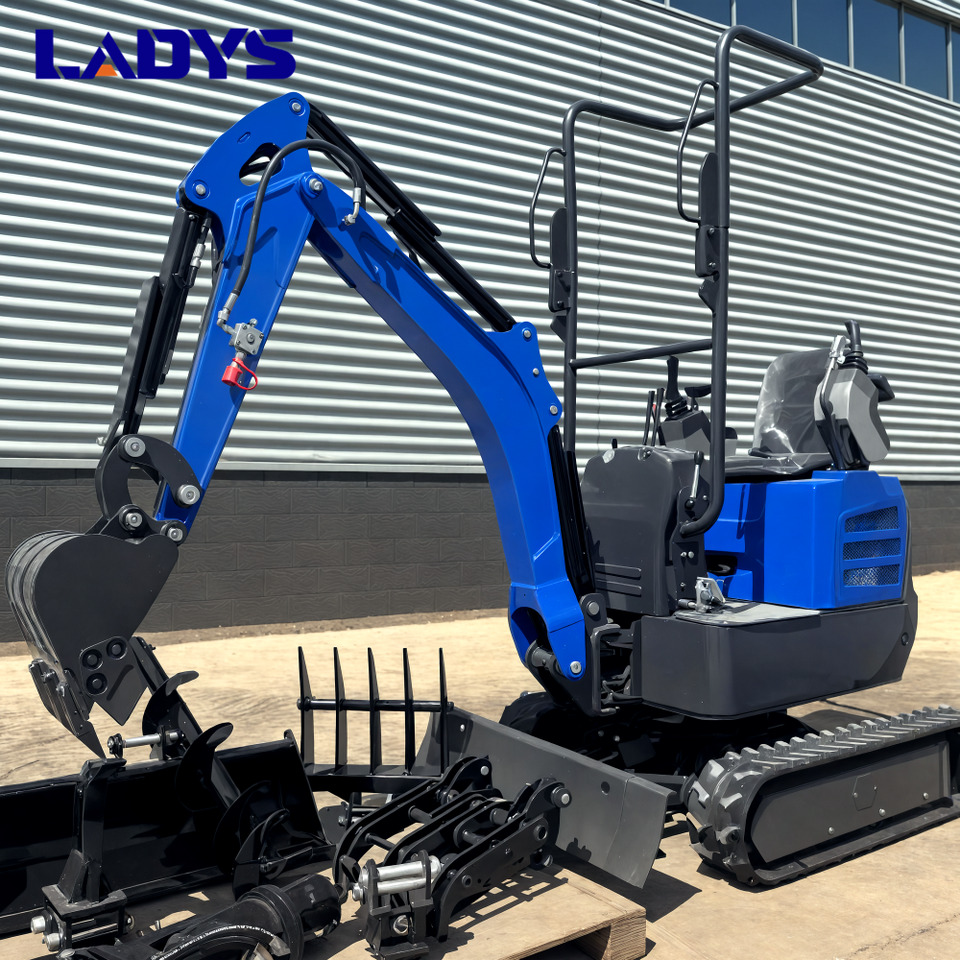LADYS LA16Pro Mini Excavator Kubota Euro 5/Epa Engine Mini Excavator For Sale - Mini pelle: photos 2 LADYS LA16Pro Mini Excavator Kubota Euro 5/Epa Engine Mini Excavator For Sale - Mini pelle: photos 2
