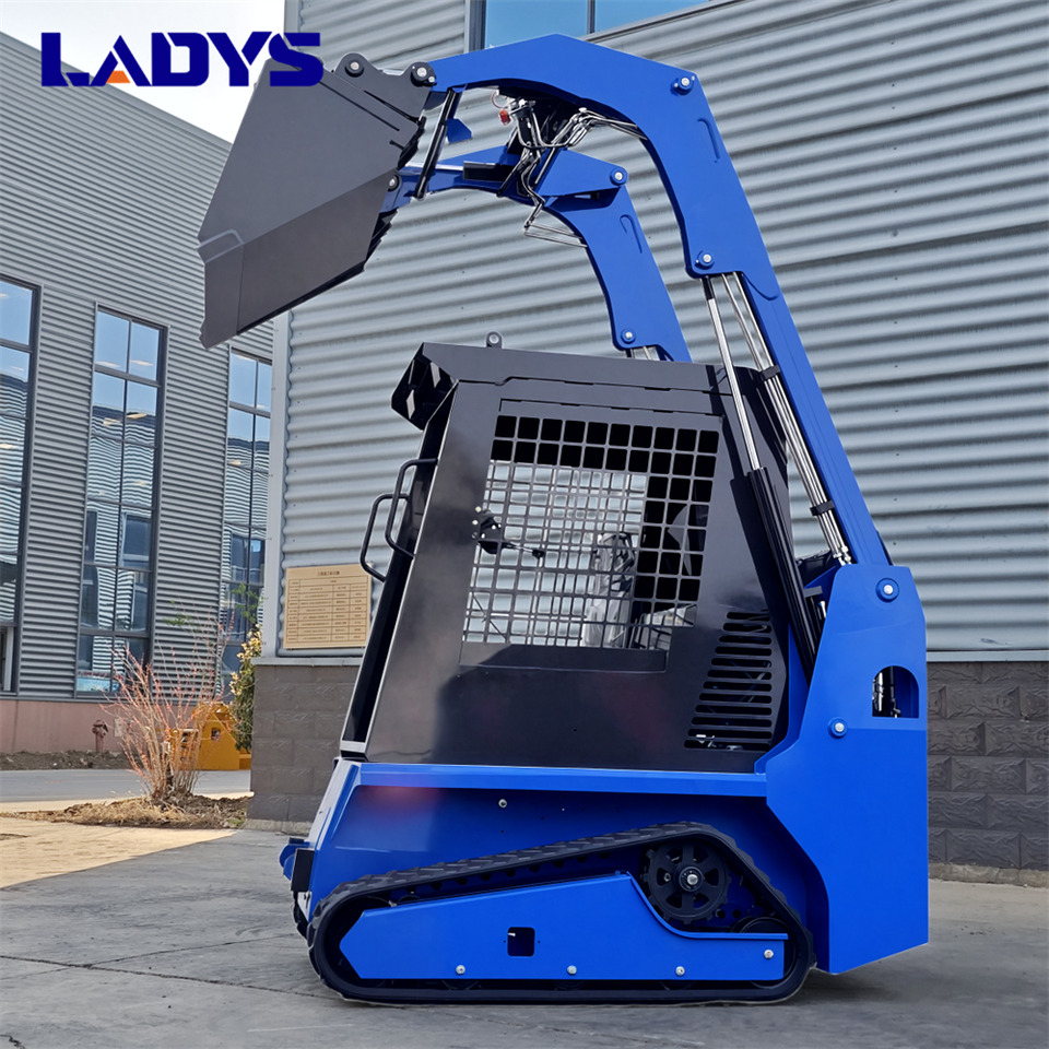 LADYS LA670 Skid Steer Euro 5/Epa Engine Kubota Mini Small Skid Steer Loader For Sale - Mini chargeuse: photos 3 LADYS LA670 Skid Steer Euro 5/Epa Engine Kubota Mini Small Skid Steer Loader For Sale - Mini chargeuse: photos 3