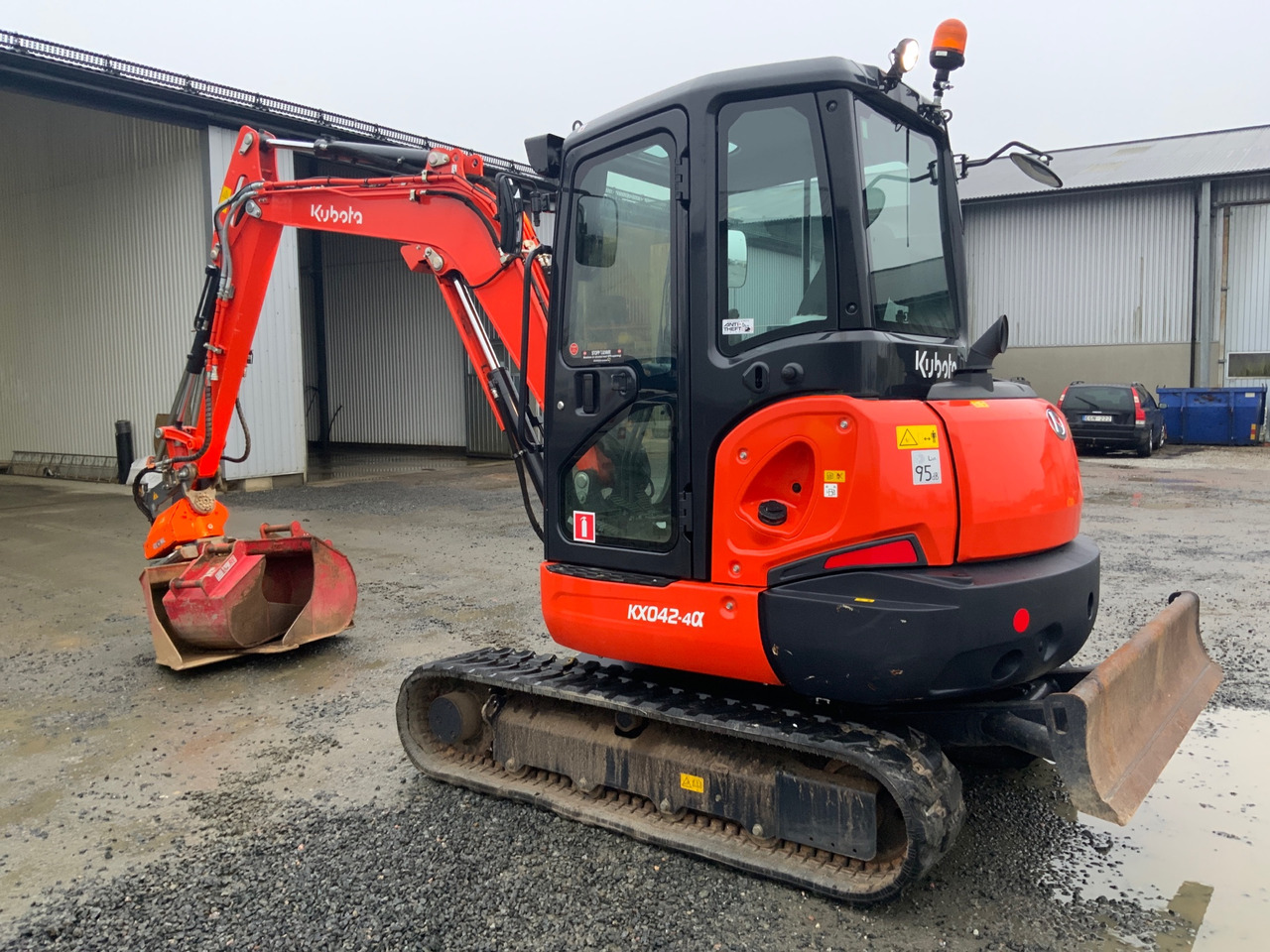 KUBOTA KX042-4 - Mini pelle: photos 1 KUBOTA KX042-4 - Mini pelle: photos 1