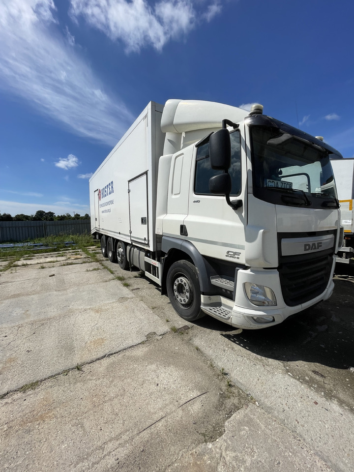 DAF CF440 FAK - Camion isothermique: photos 5 DAF CF440 FAK - Camion isothermique: photos 5