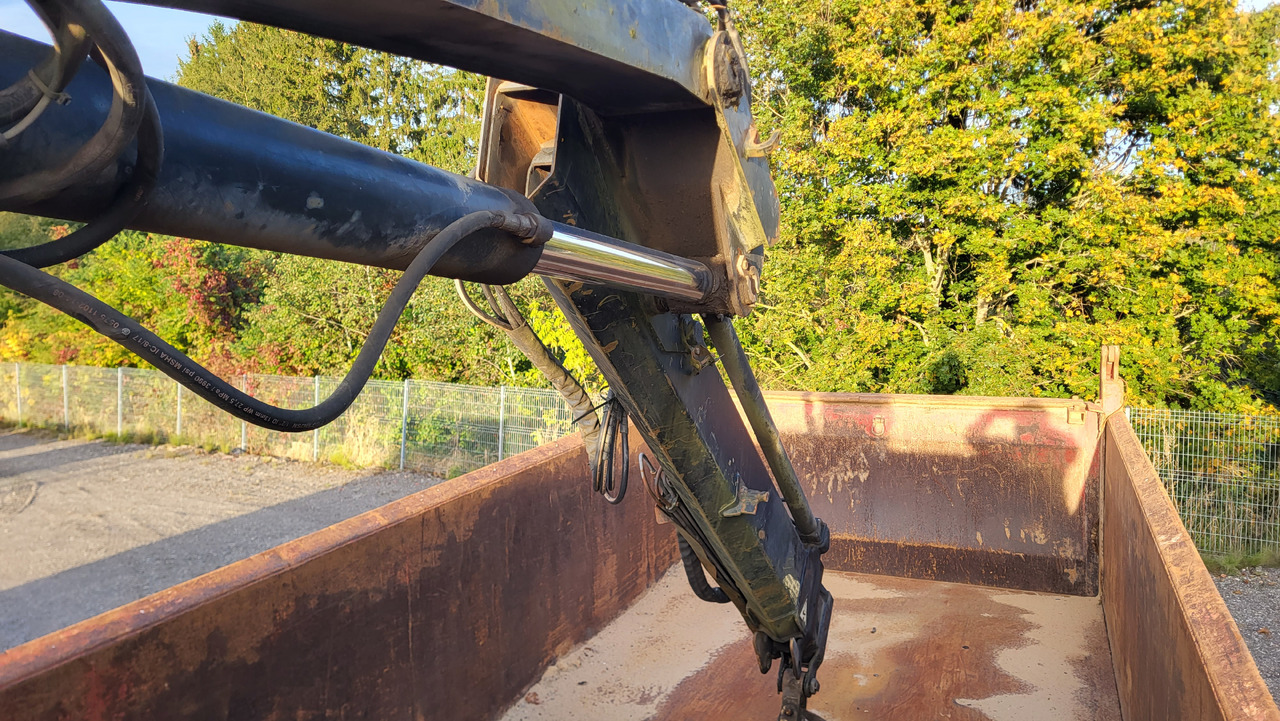 Camion benne pour transport de matériaux granulaires MAN 33.414 6X6 HIAB 102 33.414: photos 25