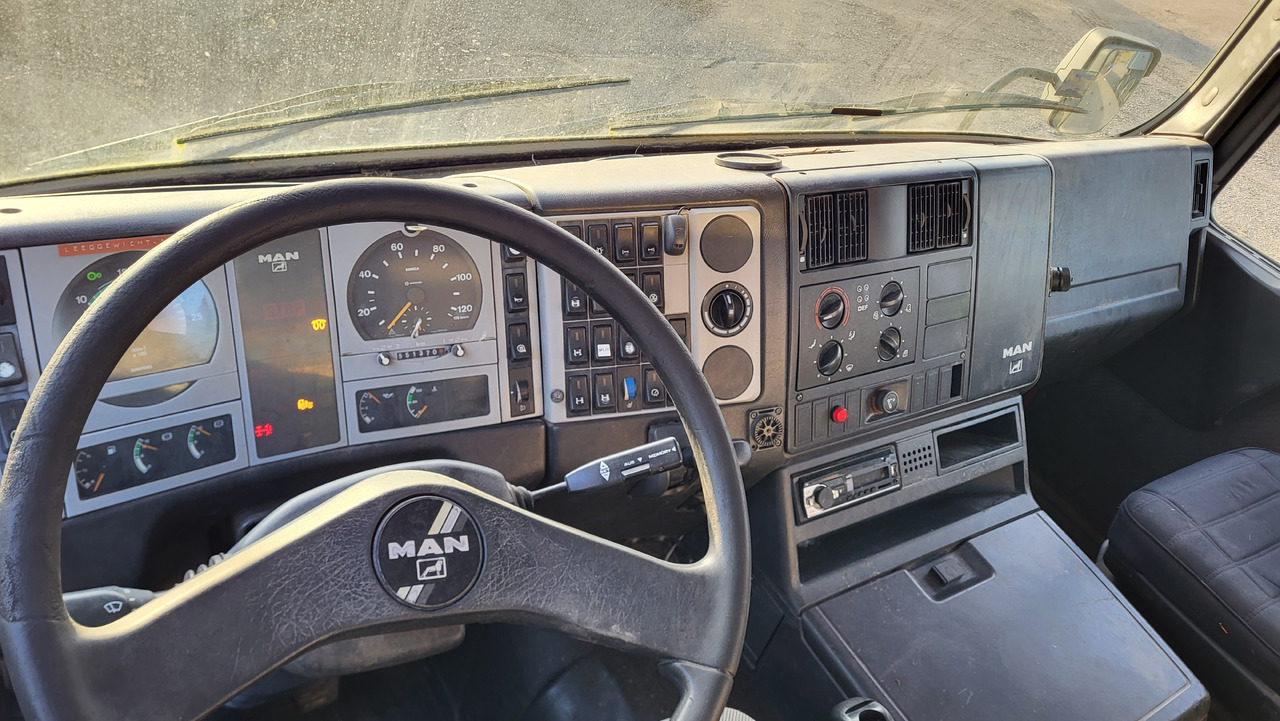 Camion benne pour transport de matériaux granulaires MAN 33.414 6X6 HIAB 102 33.414: photos 43