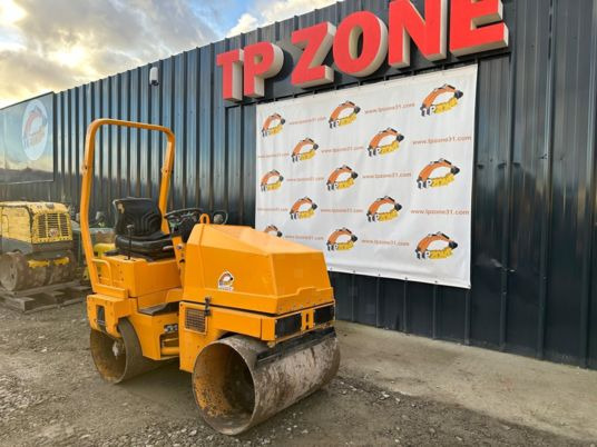 Ammann AV20 à 6900 € HT - Compacteur: photos 1 Ammann AV20 à 6900 € HT - Compacteur: photos 1