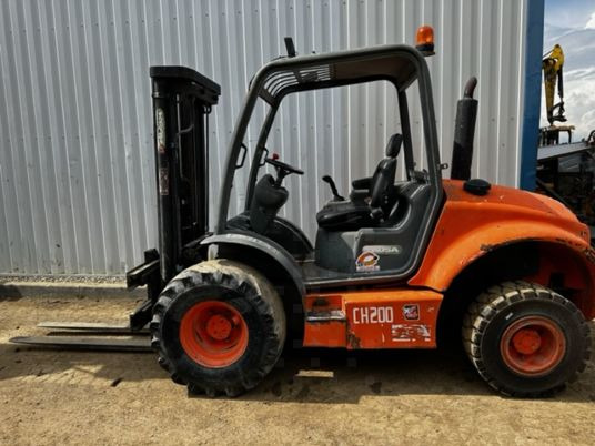 Ausa C200HX4 - 4x4 à 16500€ HT - Chariot élévateur: photos 5 Ausa C200HX4 - 4x4 à 16500€ HT - Chariot élévateur: photos 5
