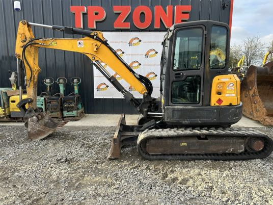 Bobcat E50 à 26900 € HT - Mini pelle: photos 2 Bobcat E50 à 26900 € HT - Mini pelle: photos 2