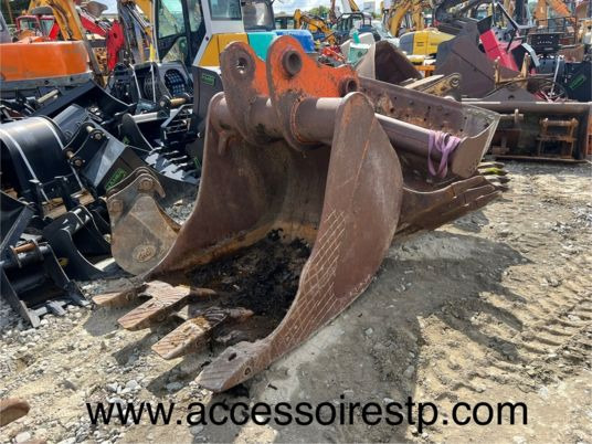 Godet 1M10 - axe 80 mm - Godet: photos 1 Godet 1M10 - axe 80 mm - Godet: photos 1