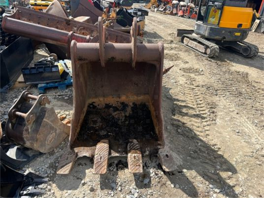 Godet 1M10 - axe 80 mm - Godet: photos 2 Godet 1M10 - axe 80 mm - Godet: photos 2