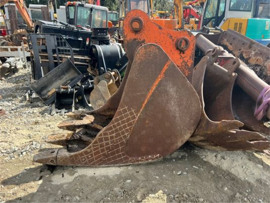 Godet 1M10 - axe 80 mm - Godet: photos 4 Godet 1M10 - axe 80 mm - Godet: photos 4