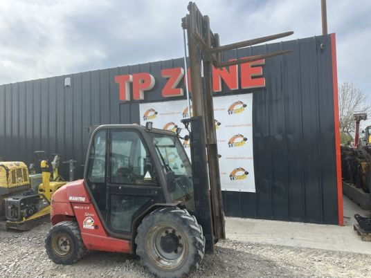 Manitou MH25-4 4X4 à 23500 € HT - Chariot tout terrain: photos 3 Manitou MH25-4 4X4 à 23500 € HT - Chariot tout terrain: photos 3