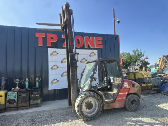 Manitou MSI35T à 12500 € HT - Chariot élévateur diesel: photos 4 Manitou MSI35T à 12500 € HT - Chariot élévateur diesel: photos 4