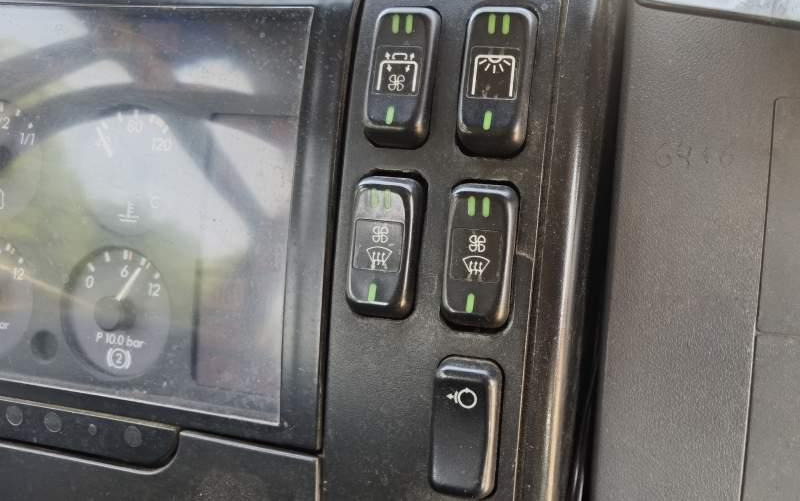 Bus interurbain Mercedes-Benz Vario 814D 38+15: photos 9