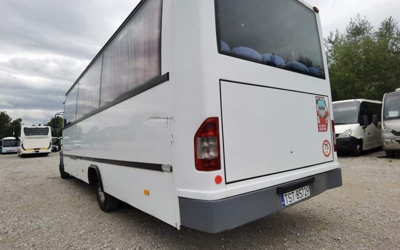 Mercedes-Benz Vario 814D 39+13 - crédit-bail Mercedes-Benz Vario 814D 39+13: photos 14 Mercedes-Benz Vario 814D 39+13 - crédit-bail Mercedes-Benz Vario 814D 39+13: photos 14