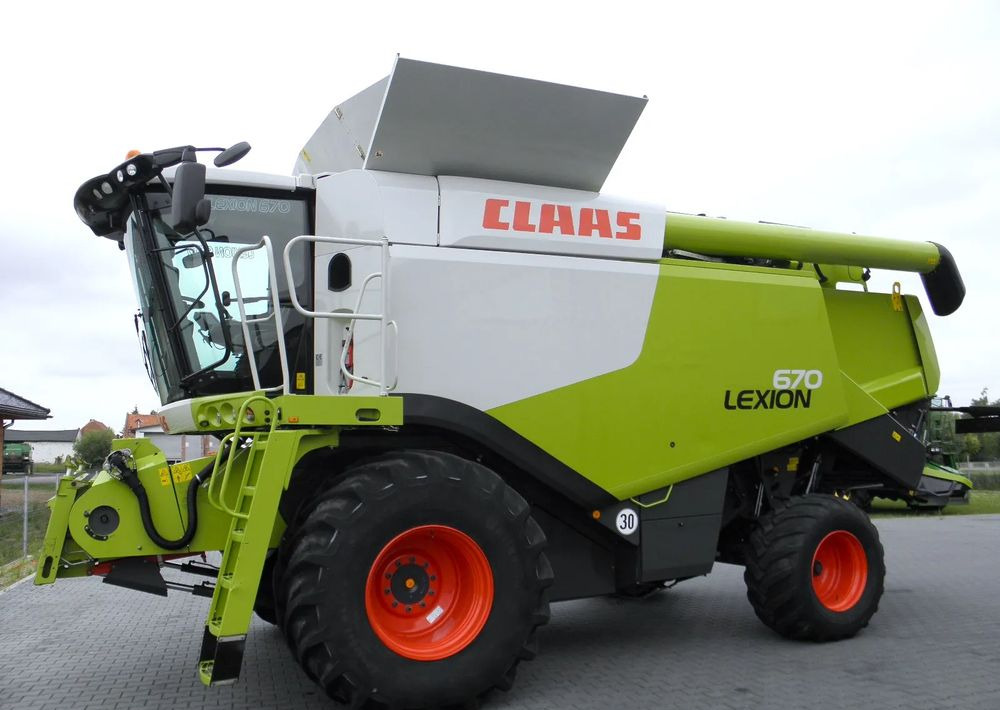 Claas Lexion 670 2014 Rok, Heder 7,5 Vario, Najbogatsza Wersja, Nie Malowany, Stan Idealny - Moissonneuse-batteuse: photos 2 Claas Lexion 670 2014 Rok, Heder 7,5 Vario, Najbogatsza Wersja, Nie Malowany, Stan Idealny - Moissonneuse-batteuse: photos 2