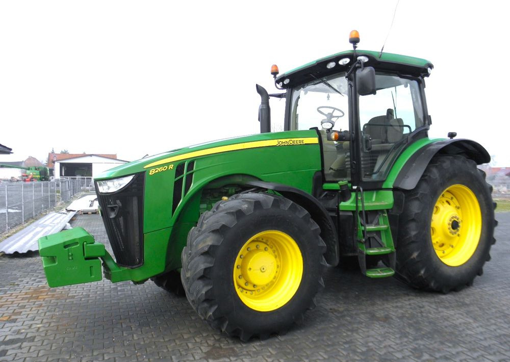 John Deere 8260R 2014 Rok, Skrzynia POWERSHIFT ,9200 mtg, Nie Malowany, Stan Idealny - Tracteur agricole: photos 5 John Deere 8260R 2014 Rok, Skrzynia POWERSHIFT ,9200 mtg, Nie Malowany, Stan Idealny - Tracteur agricole: photos 5