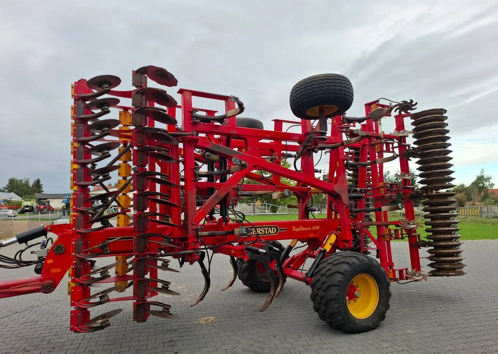 Väderstad TOPDOWN 600 2015 Rok, Nie Malowany , Stan Bardzo Dobry - Outils du sol: photos 5 Väderstad TOPDOWN 600 2015 Rok, Nie Malowany , Stan Bardzo Dobry - Outils du sol: photos 5