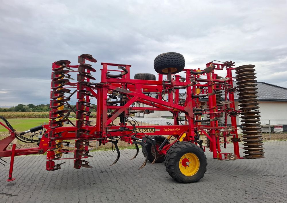 Väderstad TOPDOWN 600 2015 Rok, Nie Malowany , Stan Bardzo Dobry - Outils du sol: photos 1 Väderstad TOPDOWN 600 2015 Rok, Nie Malowany , Stan Bardzo Dobry - Outils du sol: photos 1