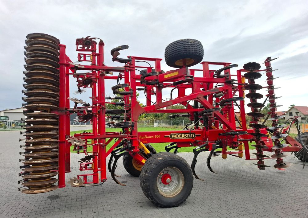 Väderstad TOPDOWN 600 2015 Rok, Nie Malowany , Stan Bardzo Dobry - Outils du sol: photos 4 Väderstad TOPDOWN 600 2015 Rok, Nie Malowany , Stan Bardzo Dobry - Outils du sol: photos 4