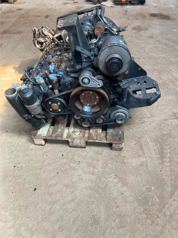 Mercedes-Benz Mercedes Motor OM 906 HLA Euro 5 Citaro OM906HLA 902.926 - Moteur pour Bus: photos 3 Mercedes-Benz Mercedes Motor OM 906 HLA Euro 5 Citaro OM906HLA 902.926 - Moteur pour Bus: photos 3
