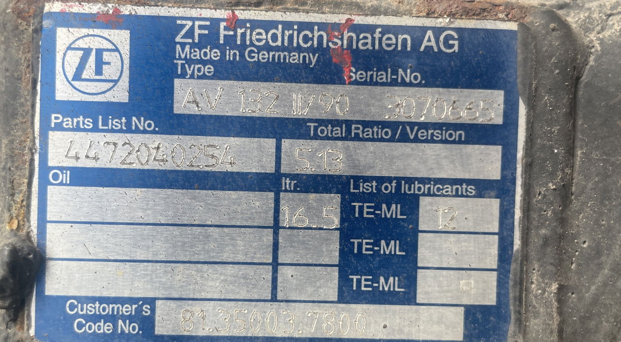 ZF Hinterachse Axis ZF AV132 II /90 5,13 4472040254 MAN Lions City - Essieu arrière pour Bus: photos 4 ZF Hinterachse Axis ZF AV132 II /90 5,13 4472040254 MAN Lions City - Essieu arrière pour Bus: photos 4