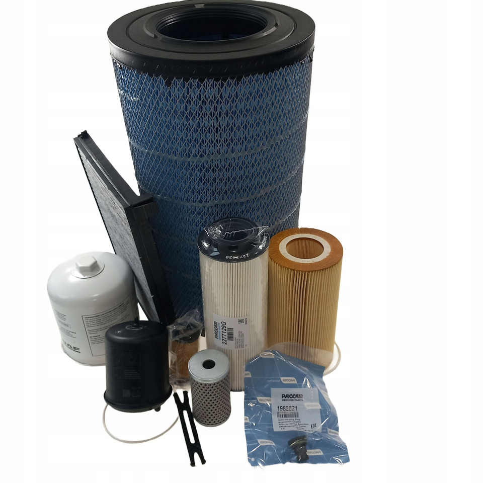 ZESTAW SERWISOWY FILTRÓW DAF OE 2126890 - Filtre à carburant: photos 1 ZESTAW SERWISOWY FILTRÓW DAF OE 2126890 - Filtre à carburant: photos 1