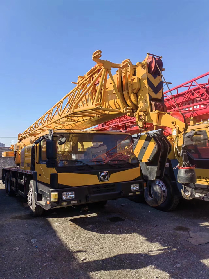 XCMG QY25K5 - Grue mobile: photos 1 XCMG QY25K5 - Grue mobile: photos 1