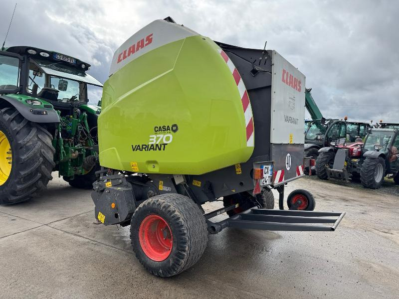 CLAAS VARIANT 370 - Presse à balles rondes: photos 2 CLAAS VARIANT 370 - Presse à balles rondes: photos 2