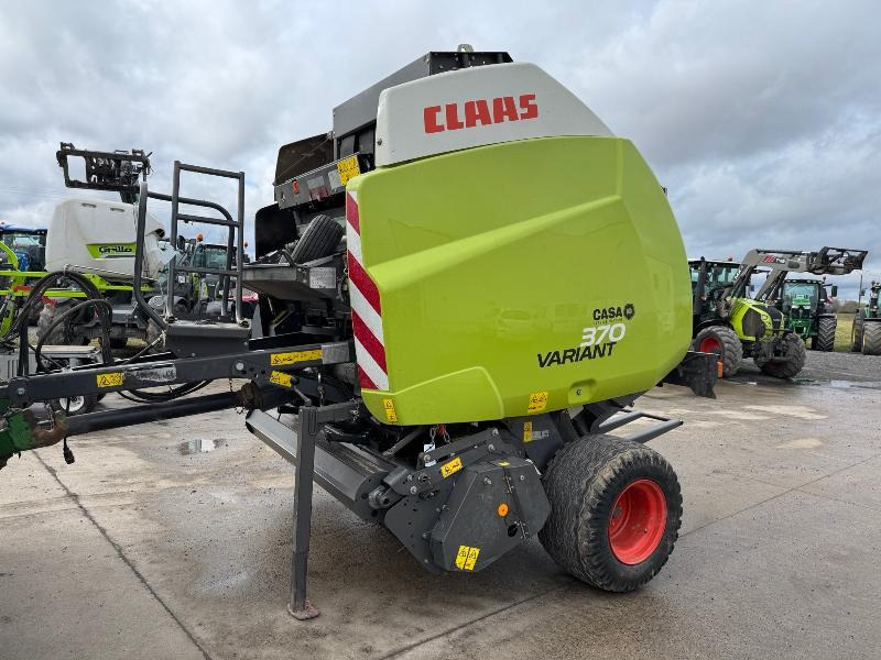 CLAAS VARIANT 370 - Presse à balles rondes: photos 1 CLAAS VARIANT 370 - Presse à balles rondes: photos 1