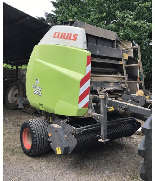 CLAAS VARIANT 380 - Presse à balles rondes: photos 1 CLAAS VARIANT 380 - Presse à balles rondes: photos 1