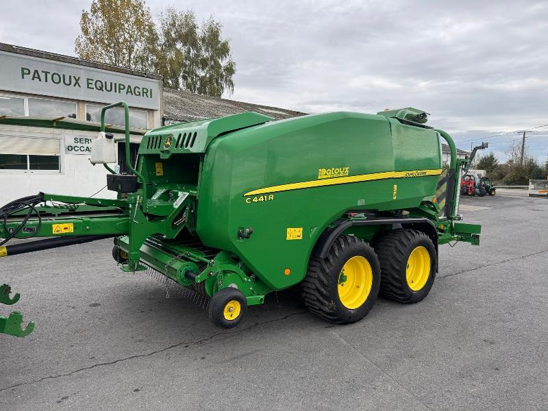 JOHN DEERE C441R - Presse à balles rondes, Enrubanneuse: photos 1 JOHN DEERE C441R - Presse à balles rondes, Enrubanneuse: photos 1